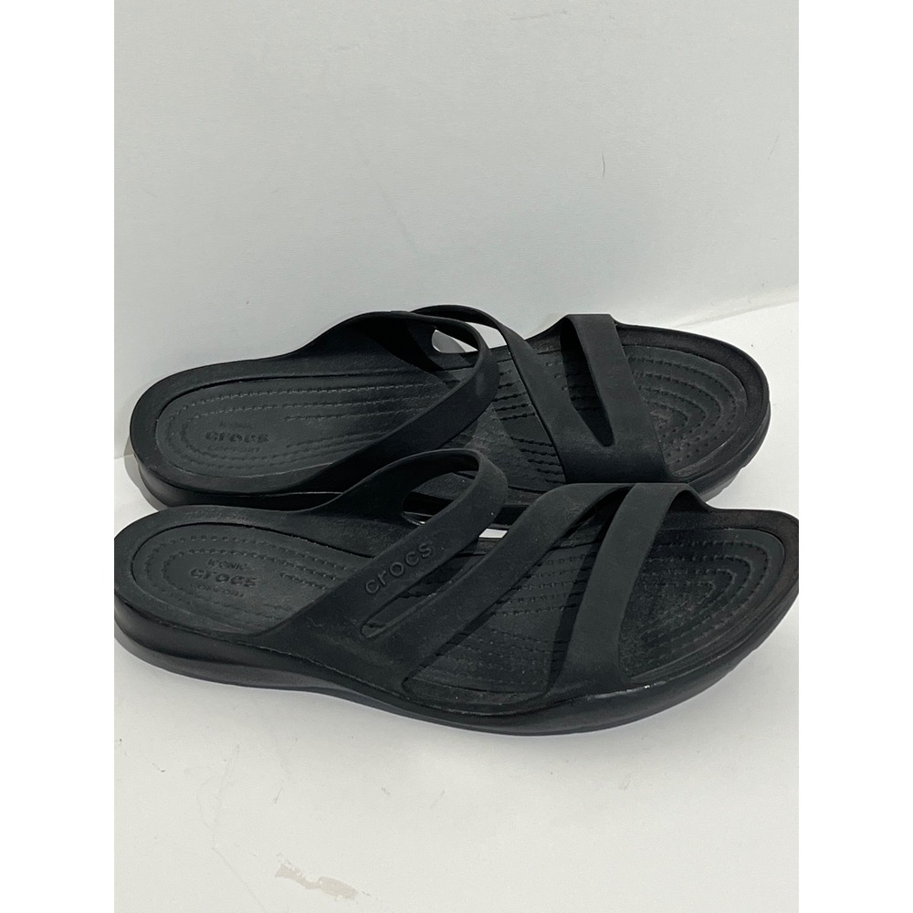 Crocs Swiftwater Black Strappy Sandals Womens Size 7 Water Friendly Slides